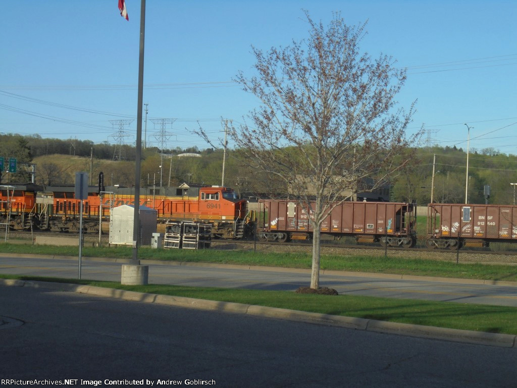 BNSF 6941